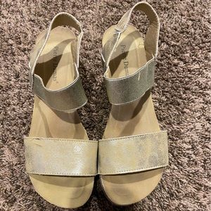 Pierre Dumas wedges